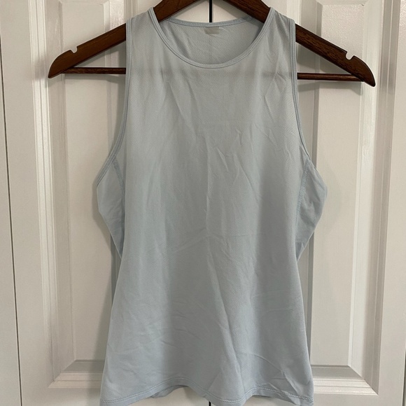 OUTDOOR VOICES Women's Mini Mesh Tank Top in Baby Blue Size XS - Picture 2 of 5